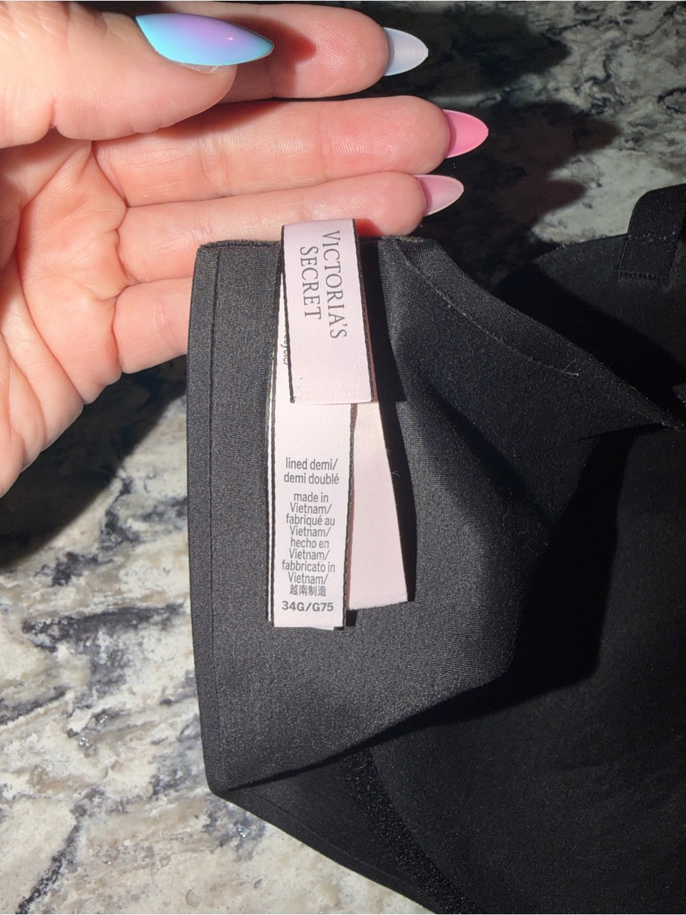 Victoria's Secret perfect coverage Black Bra with Gold Accent - Picture 6 of 6